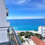 Sunny Sea View Apartmán Sarandë
