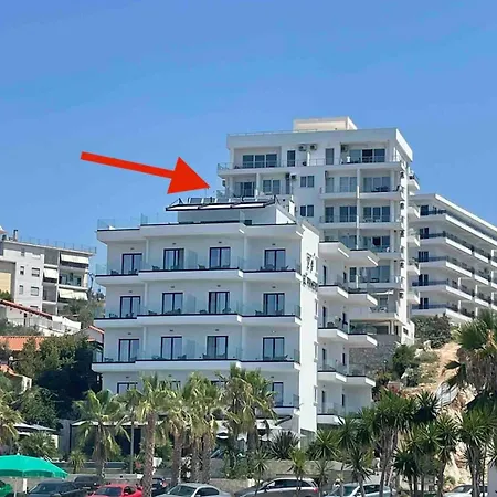 Sunny Sea View Apartmán