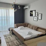 Sunny Sea View 아파트 *