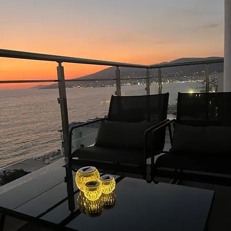 Sunny Sea View *